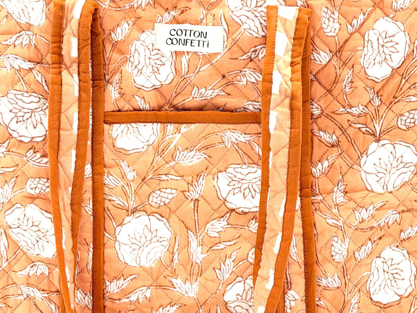 Amber Weekender