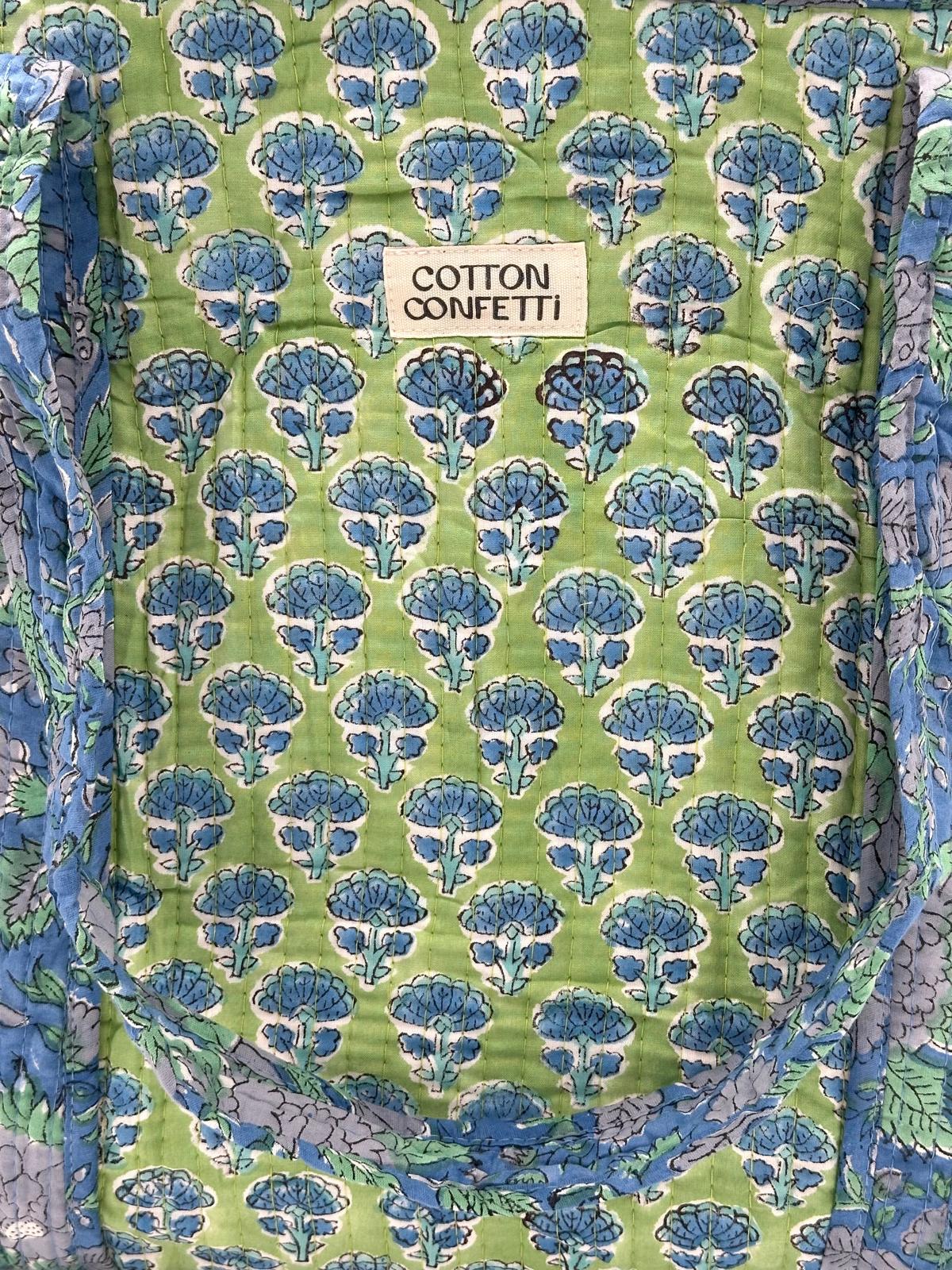 Lilypad Zipper Tote