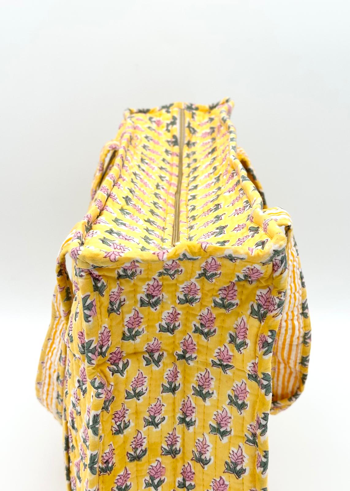Sunday Zipper Tote