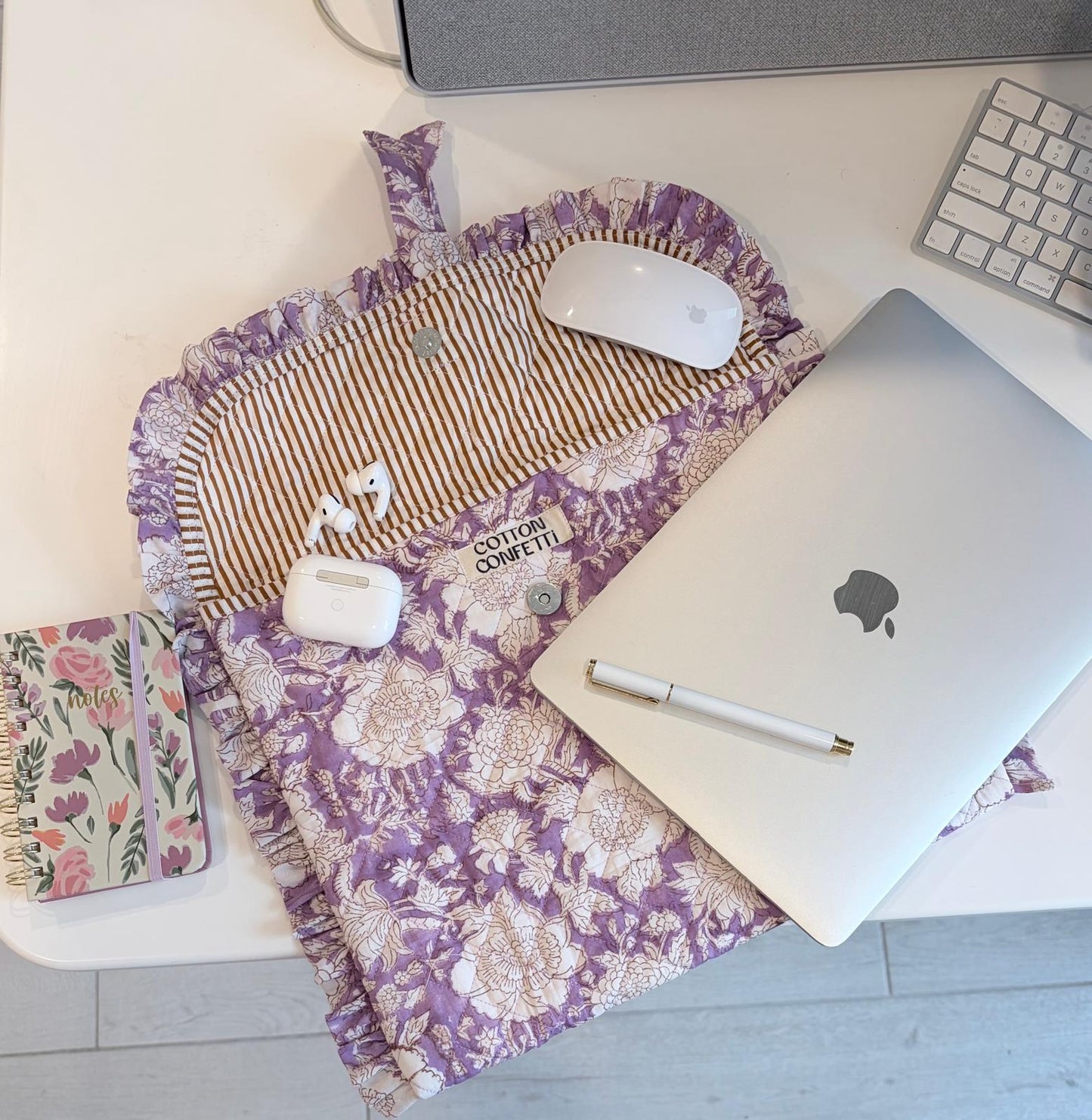 Lilac Electronic Sleeve