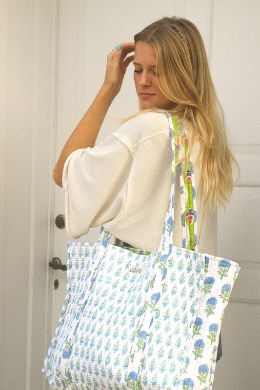 Daisy Tote